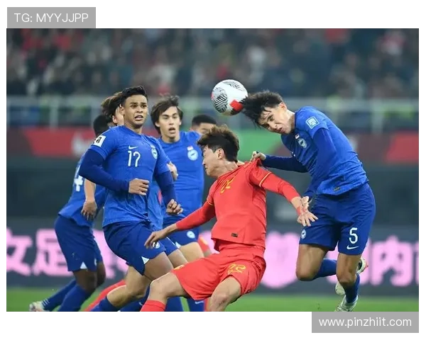 马竞右路传中瑟洛特头球攻门角度太正被阿利松轻松扑救