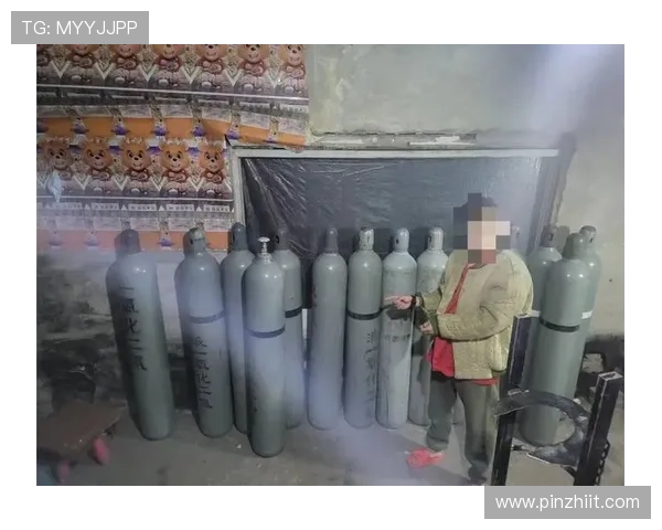 前英超球星涉大规模贩卖笑气被判入狱二十八个月震惊足坛 前英超球星涉大规模贩卖笑气被判入狱二十八个月震惊足坛